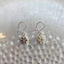 Silver Korunilo Round Flower Earrings